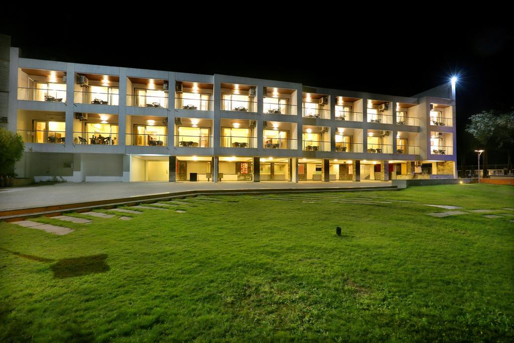 7 Apple Resort Lonavla Zewnętrze zdjęcie