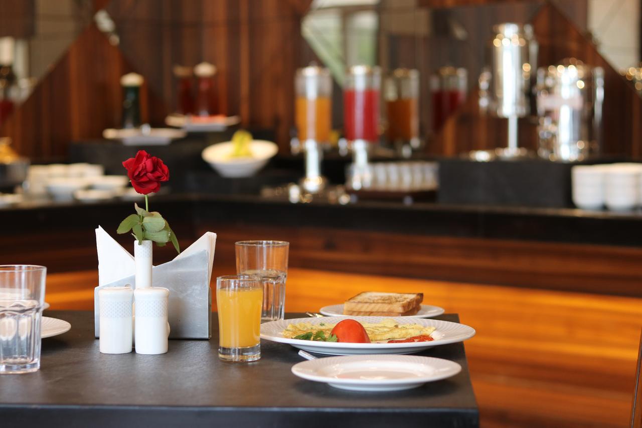 7 Apple Resort Lonavla Zewnętrze zdjęcie